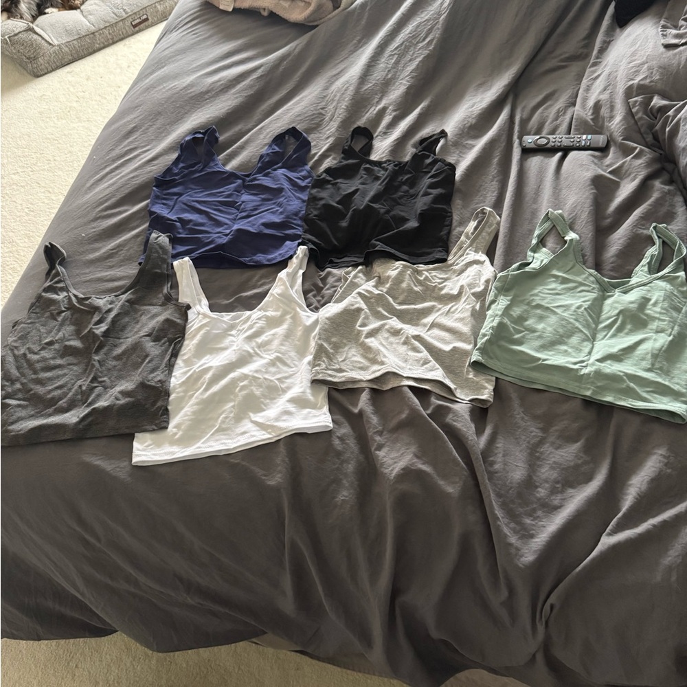 Set of Six Tank Tops in Various Colors